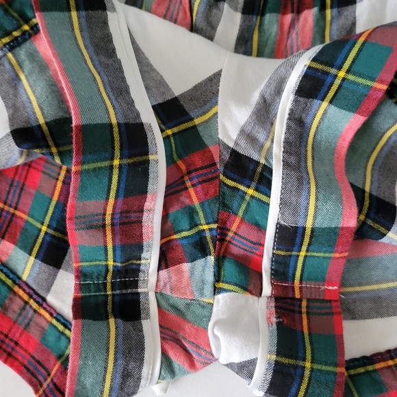 Victoria's Secret || (large) Plaid Pajamas Shorts - Picture 3 of 6